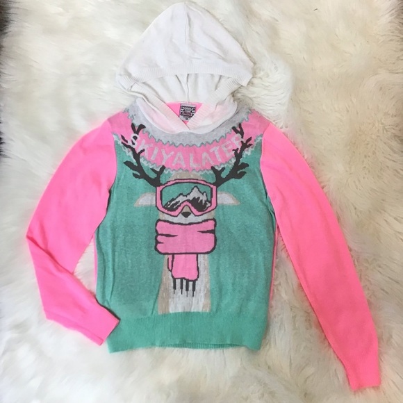 Holiday Sweater Juniors Reindeer Skiing Hooded Pullover Sweater Medium - Picture 2 of 6